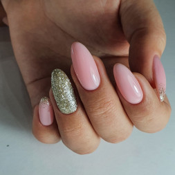 BSG   Base Colloration Hard   #63   20мл   База цветная жесткая жидкая фольга